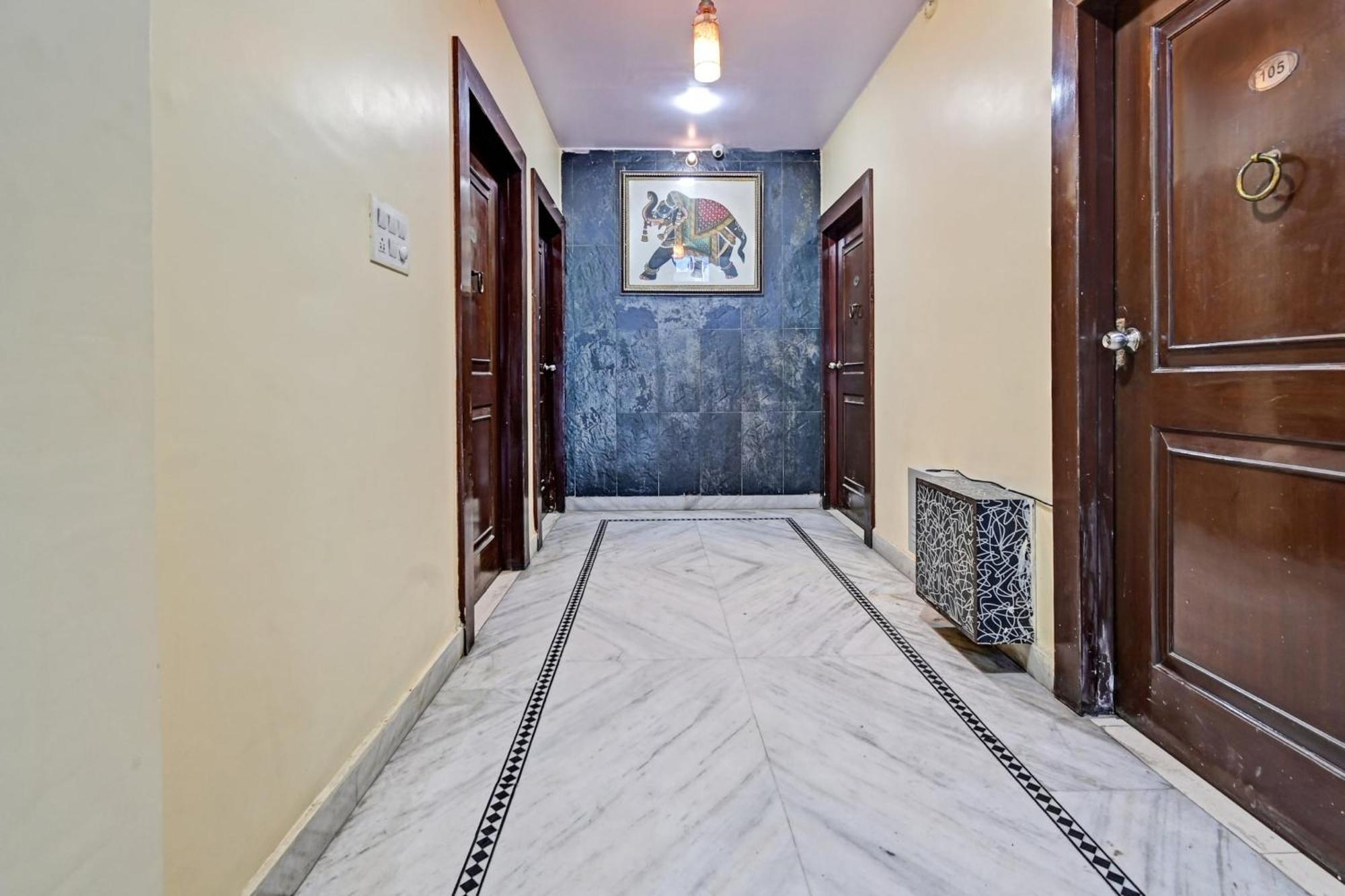 Collection O Bharat Palace ジャイプール エクステリア 写真